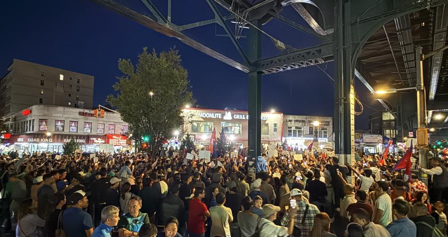 जेन जीको पक्षमा उर्लिए ज्याक्सन हाइट्समा नेपाली, नेपाल सरकाविरुद्ध नाराबाजी (भिडियो सामाग्री)